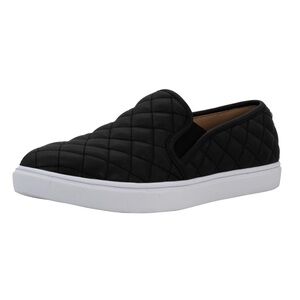 NEW Steve Madden Ecentrcq Black Quilted Slip-On Sneakers